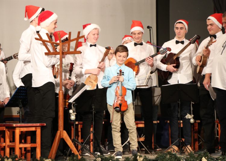 Božićni koncert Glazbene škole Široki Brijeg
