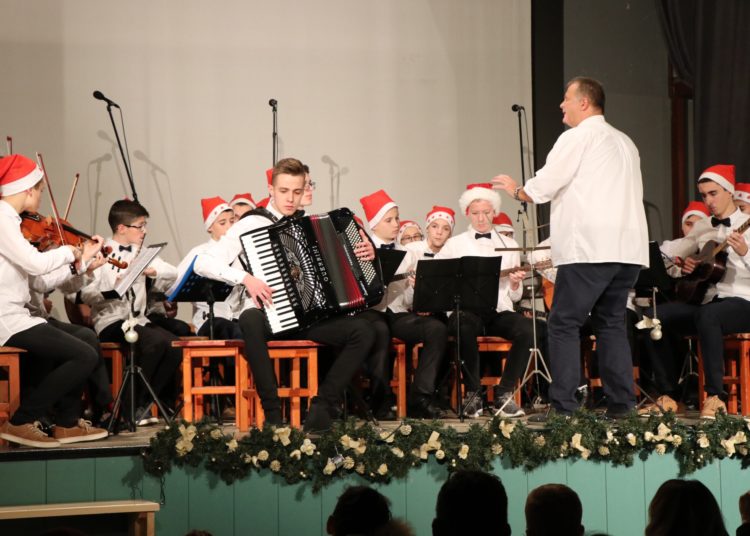 Božićni koncert Glazbene škole Široki Brijeg
