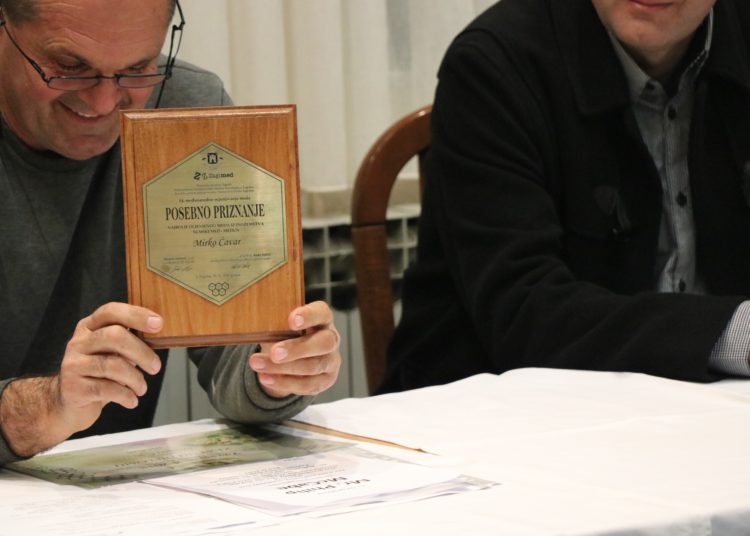 Široki Brijeg: Održana skupština udruge pčelara „Vrisak“