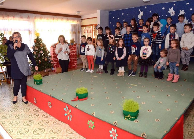 Široki Brijeg: Božićna priredba u Dječjem vrtiću „Trnoružica“ – Zorićevina