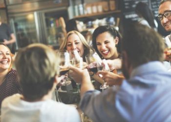 Dijetetičarka otkrila koje alkoholno piće odabrati i tako ne prekršiti dijetu