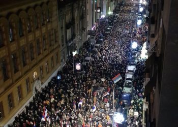 Desetci tisuća ljudi na prosvjedu protiv Vučićeve vlasti u Beogradu