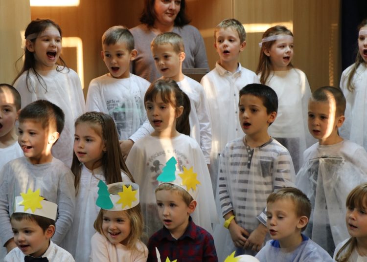 U DV „Trnoružica“ održan Božićni koncert