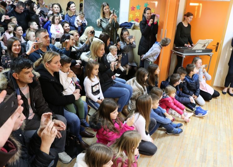 U DV „Trnoružica“ održan Božićni koncert