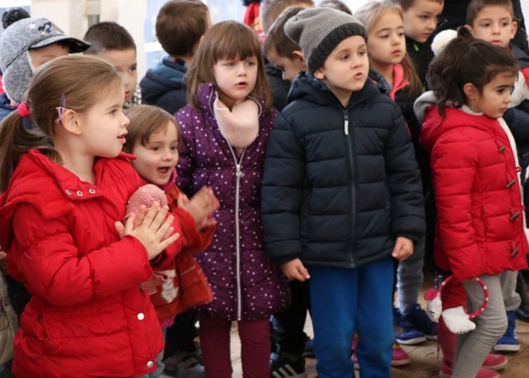 Počela manifestacija „Dani meda“ u Širokom Brijegu