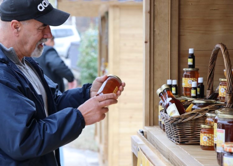 Počela manifestacija „Dani meda“ u Širokom Brijegu