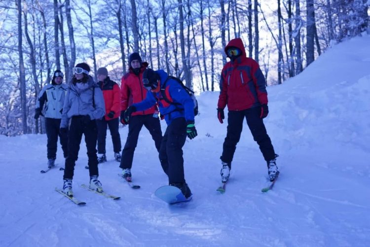 Na Blidinju snježna idila, snijeg privukao mnoštvo posjetitelja i skijaša