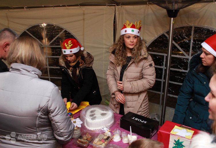 U Širokom Brijegu održana manifestacija ‘Slatki Božić svima’
