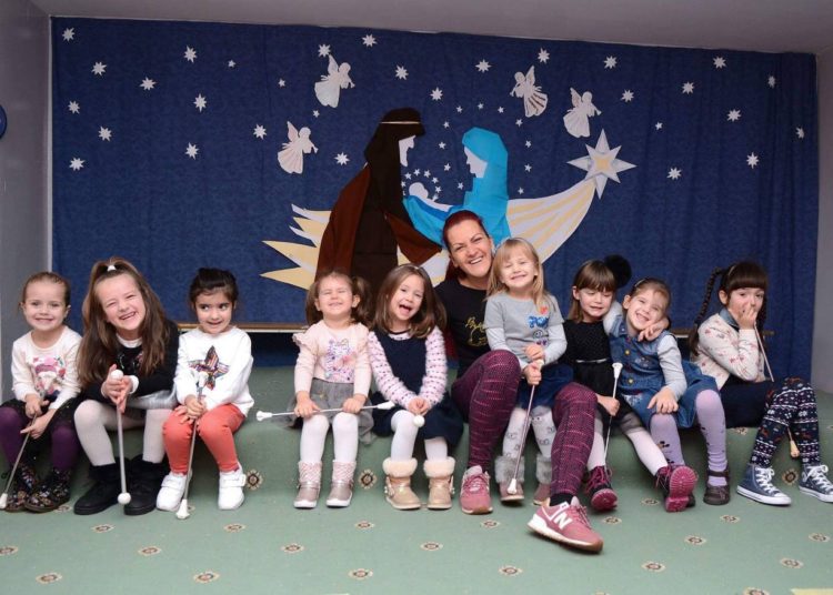 Široki Brijeg: Božićna priredba u Dječjem vrtiću „Trnoružica“ – Zorićevina