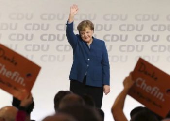 Devetominutni pljesak i poruke “Hvala šefice” nakon oproštajnog govora Angele Merkel