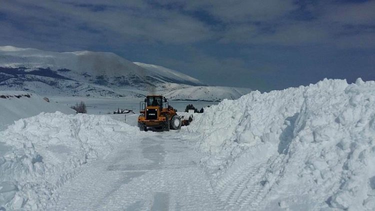 Obustavljen promet na putevima Livno – Glamoč i Rakitno – Blidinje
