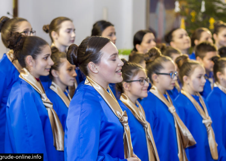Održan 14. Božićni koncert zborova iz općine Grude