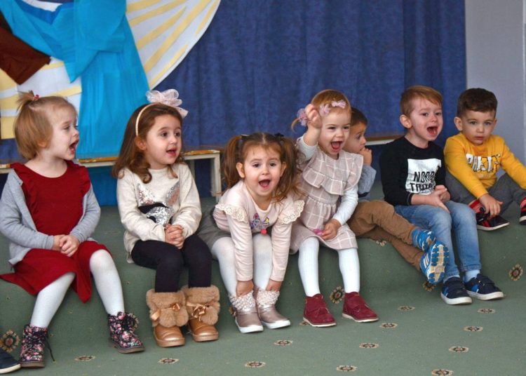 Široki Brijeg: Božićna priredba u Dječjem vrtiću „Trnoružica“ – Zorićevina