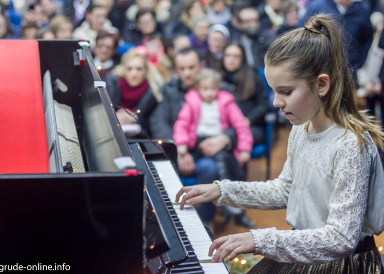 Održan tradicionalni Božićni koncert Osnovne glazbene škole Grude