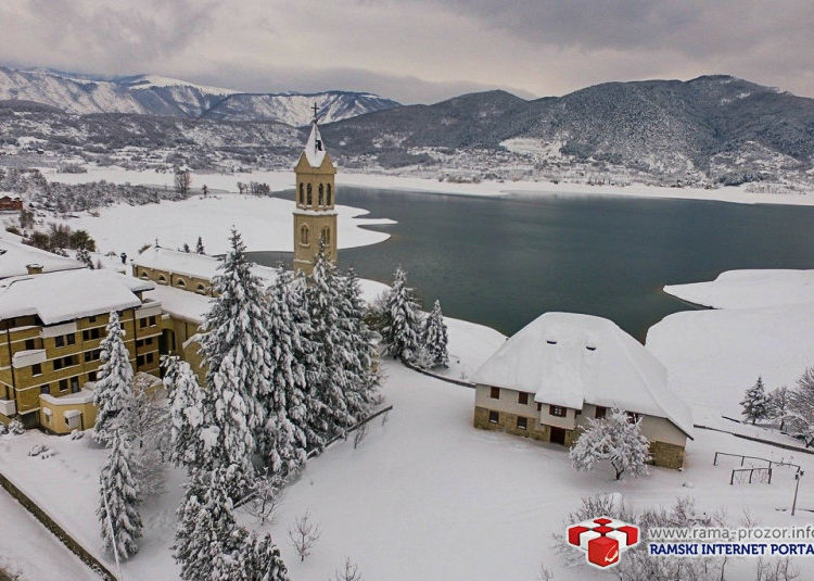 Nestvarni prizori: Zimska blagdanska čarolija u Rami