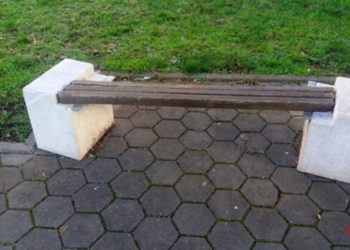 Grude: Vandali u parku uništavali klupe