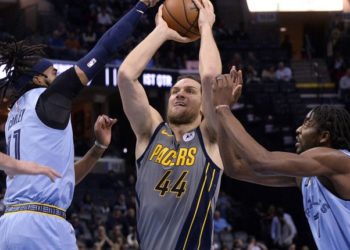 Pacersi s novim vođom Bogdanovićem krenuli u život bez Oladipa