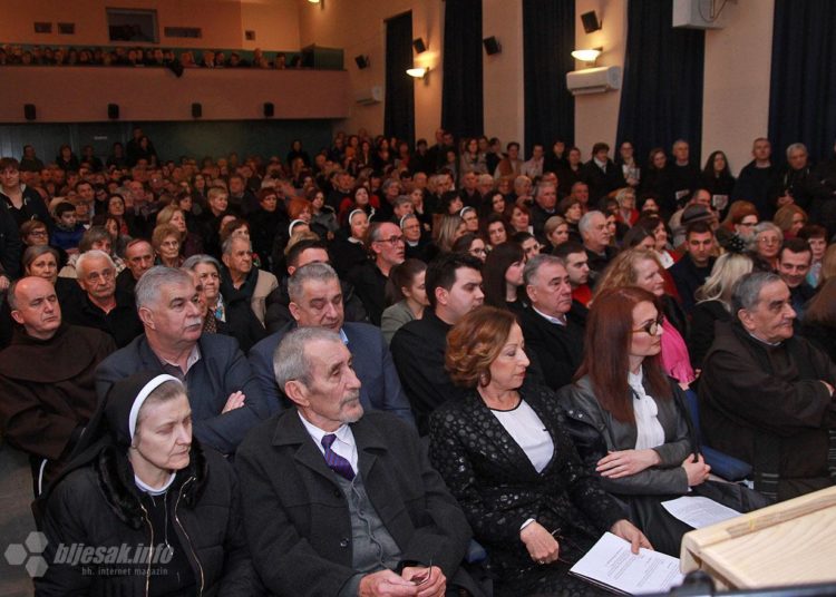 Knjiga fra Dane Karačića predstavljena u prepunom kinu Borak