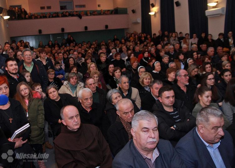 Knjiga fra Dane Karačića predstavljena u prepunom kinu Borak
