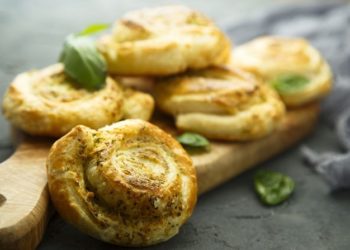 Recept za najfinije rolice od lisnatog tijesta i sira