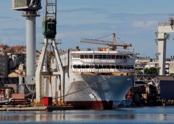 Kinezi i Nijemci u zadnji čas se ‘ukrcavaju’ u data room