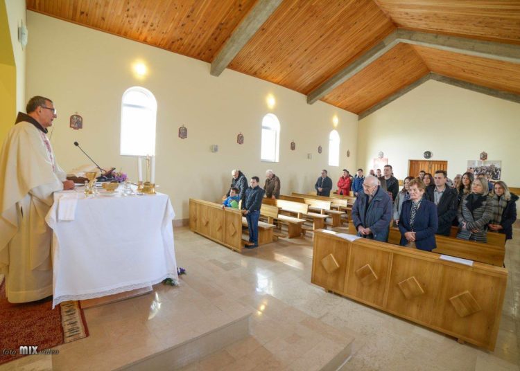 Široki Brijeg: Jozo i Anica obilježili zlatni pir na Kočerinu