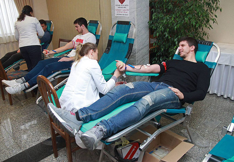 Široki Brijeg: U prvoj akciji dobrovoljnog darivanja krvi prikupljeno 75 doza