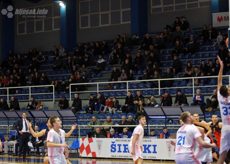 Široki na Pecari razbio Slobodu