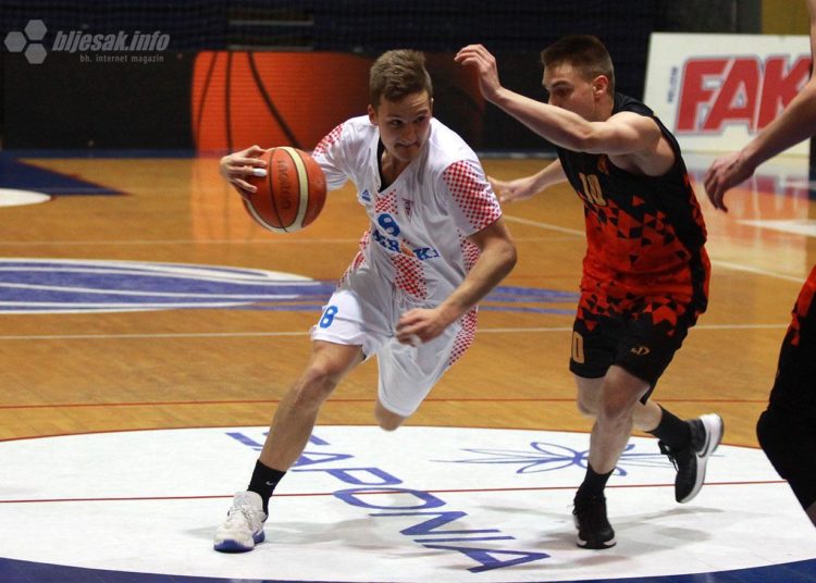 Široki na Pecari razbio Slobodu