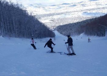 ODLAZAK NA SKIJANJE PUNO JE VIŠE OD SAMOG BORAVKA NA SKIJAŠKOJ STAZI, OVO SU ZDRAVSTVENE PREDNOSTI