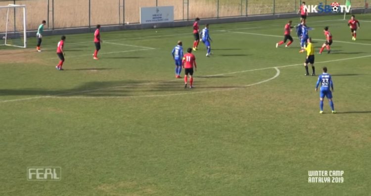 Široki uvjerljiv protiv južnokorejskog Pohanga