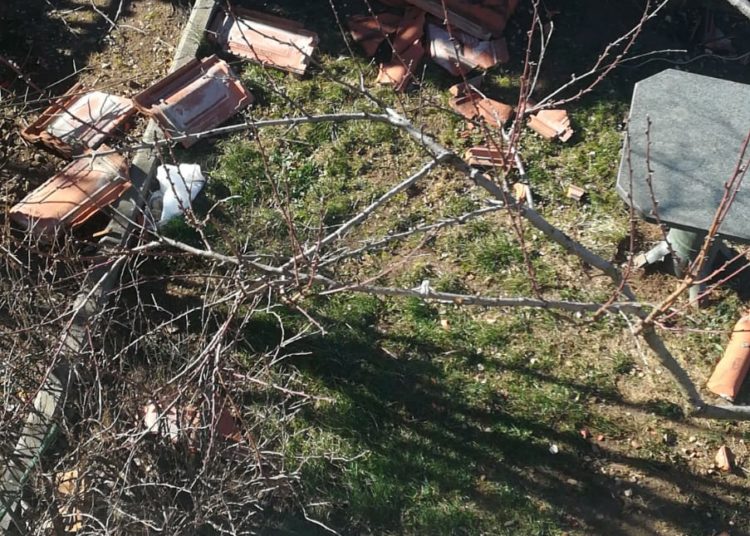 FOTO: Široki Brijeg trpi veliku štetu zbog orkanske bure