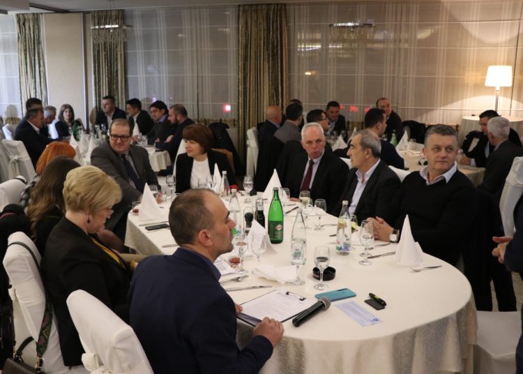 U Širokom Brijegu održana ”Večer s gospodarstvenicima”