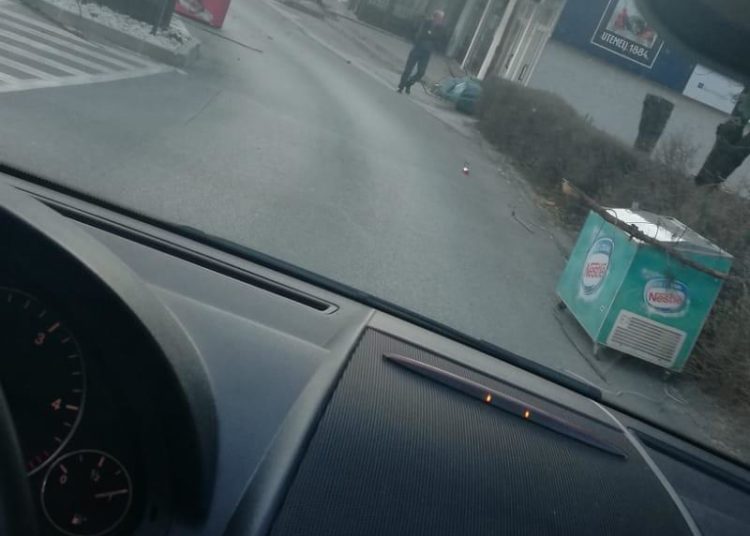 FOTO: Široki Brijeg trpi veliku štetu zbog orkanske bure