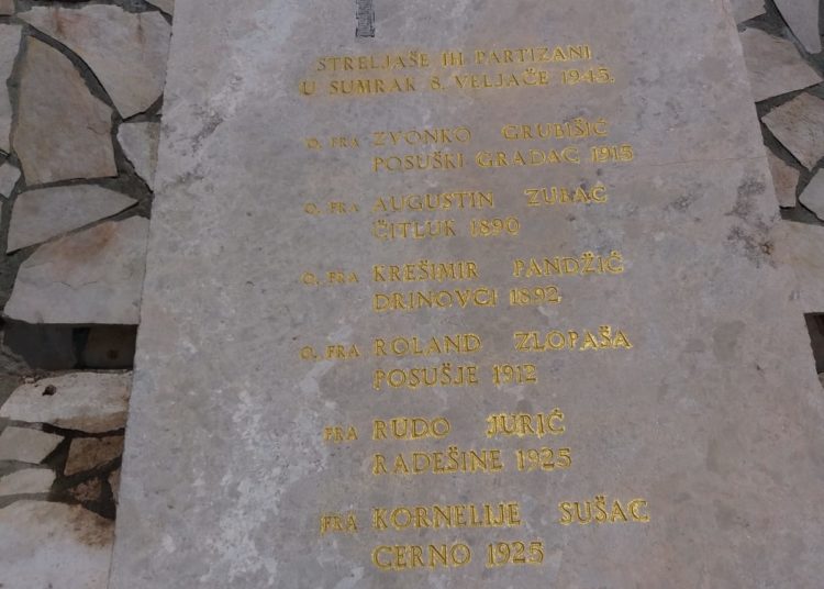 U tijeku je obnova grobova ubijenih fratara u mjestu Gornji Gradac
