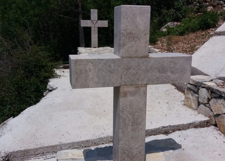 U tijeku je obnova grobova ubijenih fratara u mjestu Gornji Gradac