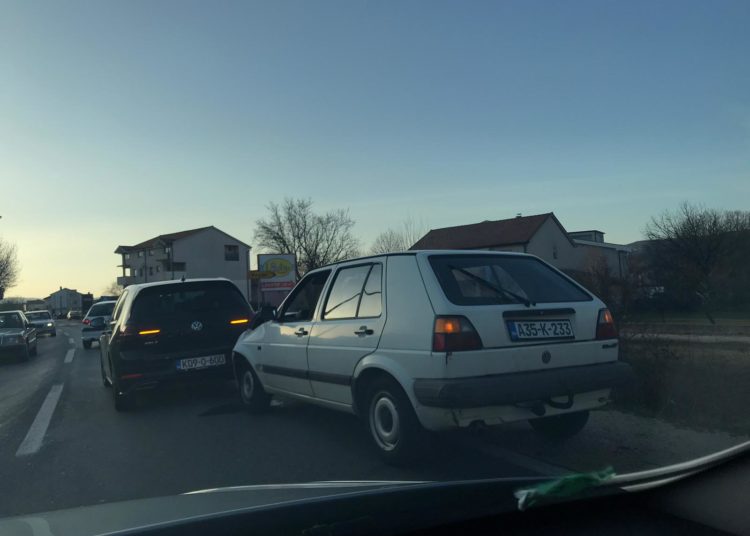 Široki Brijeg: Sudar Golfa 2 i Golfa 7 na Trnu