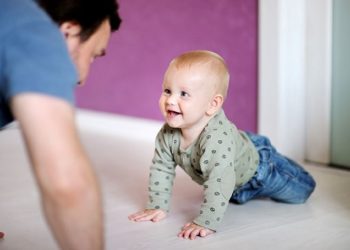 Kada je pravo vrijeme da beba krene puzati? Ovo je sve što morate znati