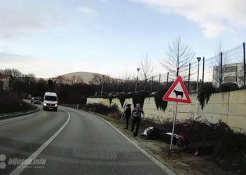 Motociklist ozlijeđen u prometnoj nesreći u Dobriču