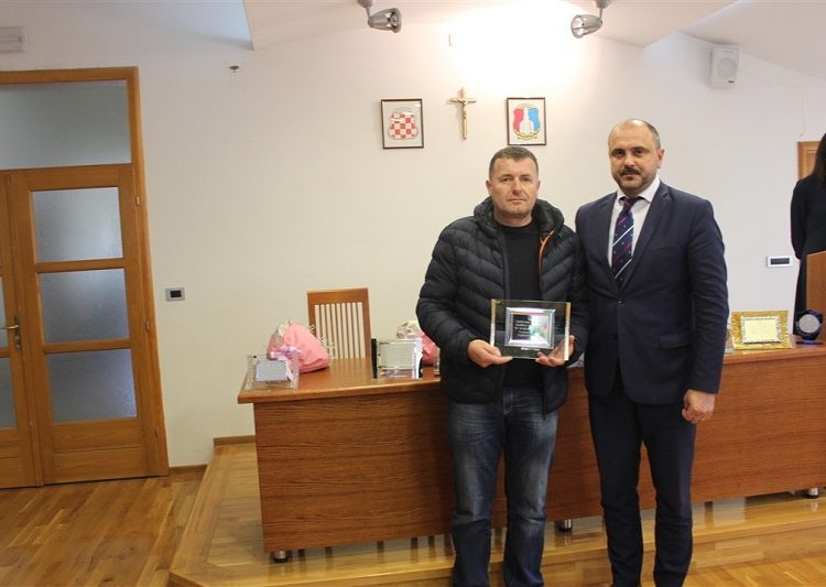 Najboljim posuškim sportašima uručena godišnja priznanja