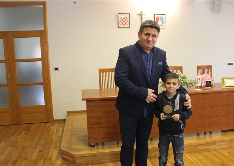 Najboljim posuškim sportašima uručena godišnja priznanja