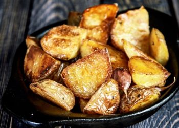 Trik Jamieja Olivera za savršene pečene krumpire kojima nećete moći odoljeti