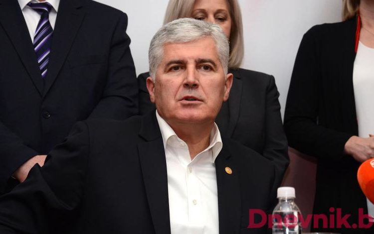 Čović i Dodik u Mostaru: Srpska i hrvatska reprezentacija su spremne, čeka se na Bošnjake