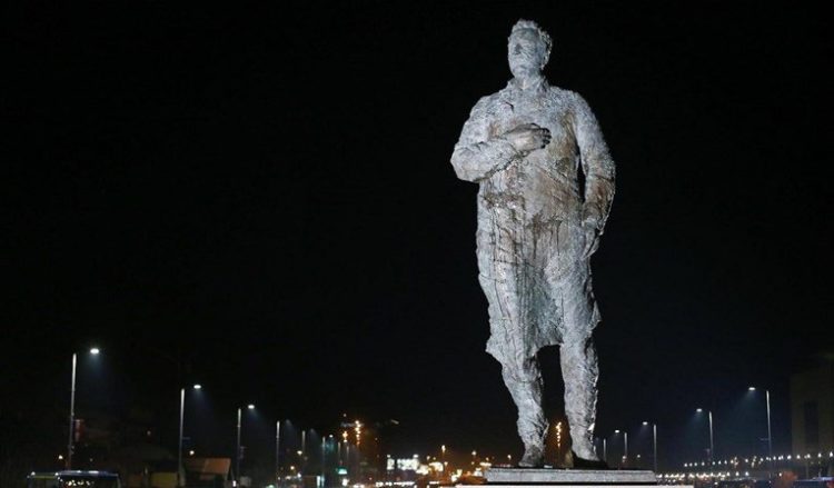 Vandalizam na djelu: Ponovno oštećen kip Franje Tuđmana