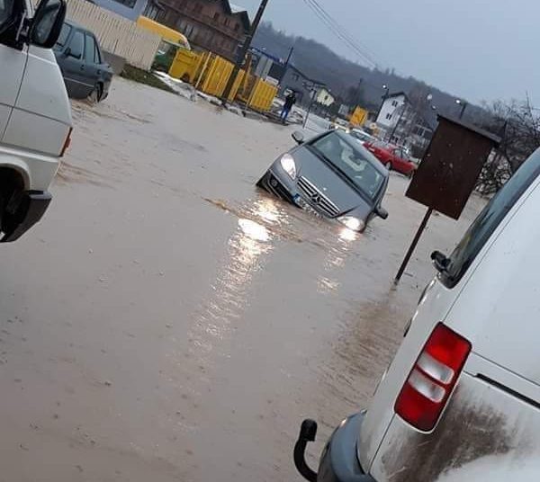 Velike poplave pogodile Središnju Bosnu (FOTO i VIDEO)