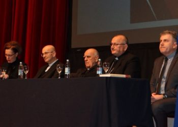 “Nada koja ne postiđuje” – predstavljena nova knjiga biskupa Ratka Perića u Mostaru