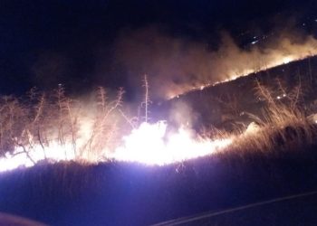 Široki Brijeg: Vatrogasci se bore s velikim požarom u Grabovoj Dragi
