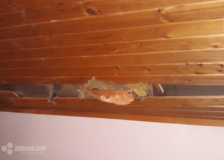 Široki Brijeg: Vjetar ”raskrio” kuću – daska se zabila susjedima u blagovaonicu