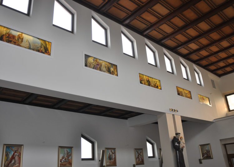 Široki Brijeg: Župa Izbično – 1 000 raseljenih duša i dvije Dragice