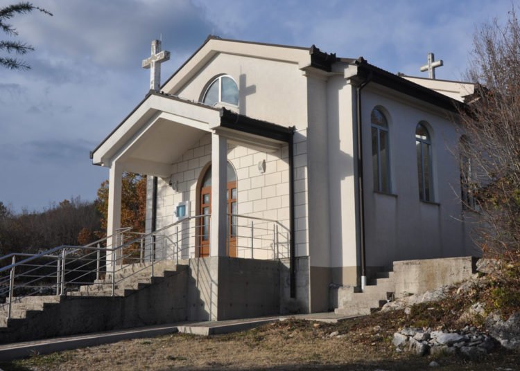 Široki Brijeg: Župa Izbično – 1 000 raseljenih duša i dvije Dragice